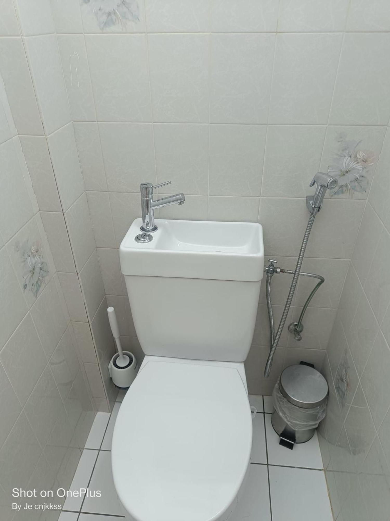 Belle Chambre D'Hote Avec Balcon Prive - 3 Mins Gare Annemasse - Geneve Acces Direct Eksteriør bilde