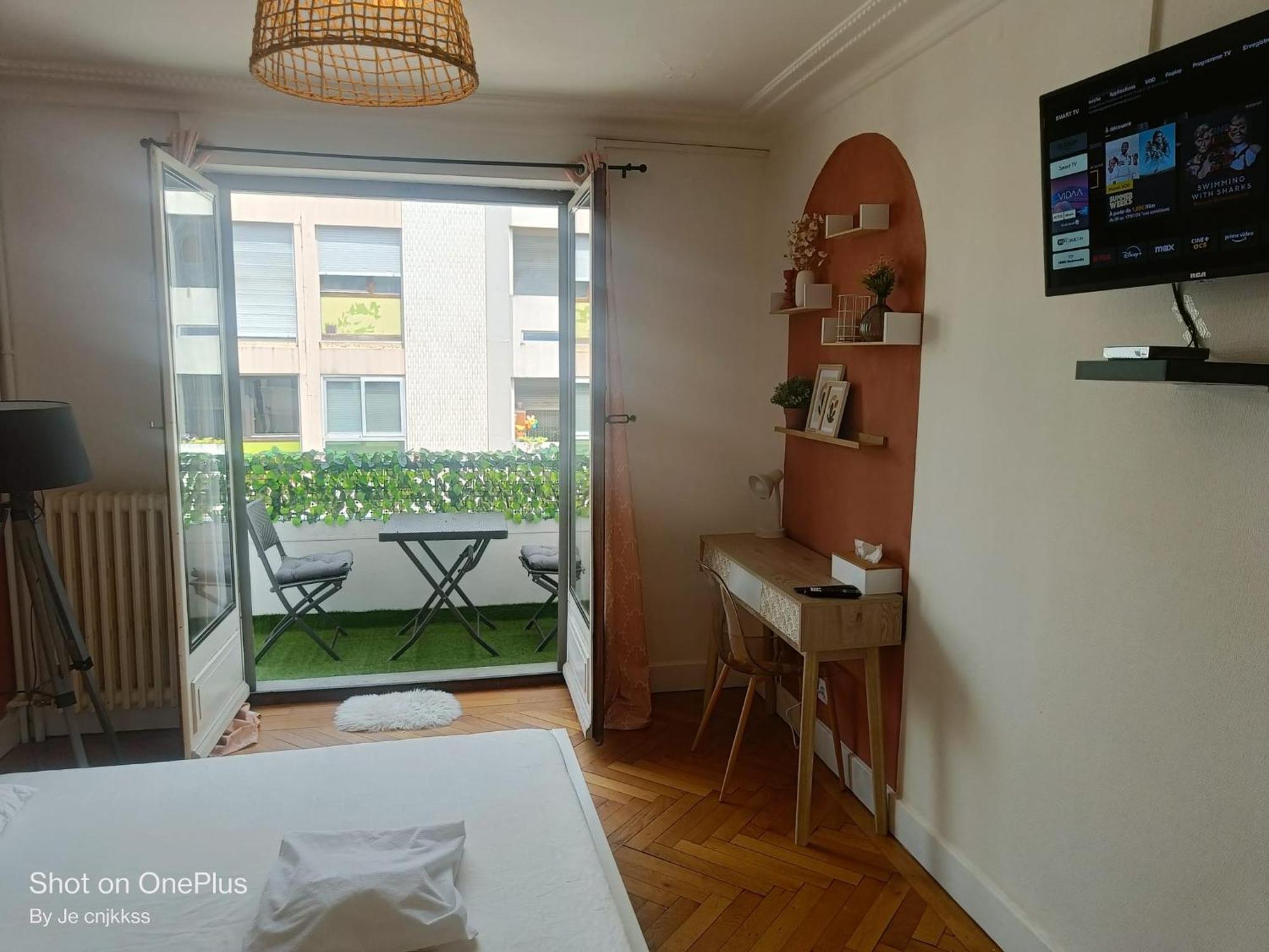 Belle Chambre D'Hote Avec Balcon Prive - 3 Mins Gare Annemasse - Geneve Acces Direct Eksteriør bilde