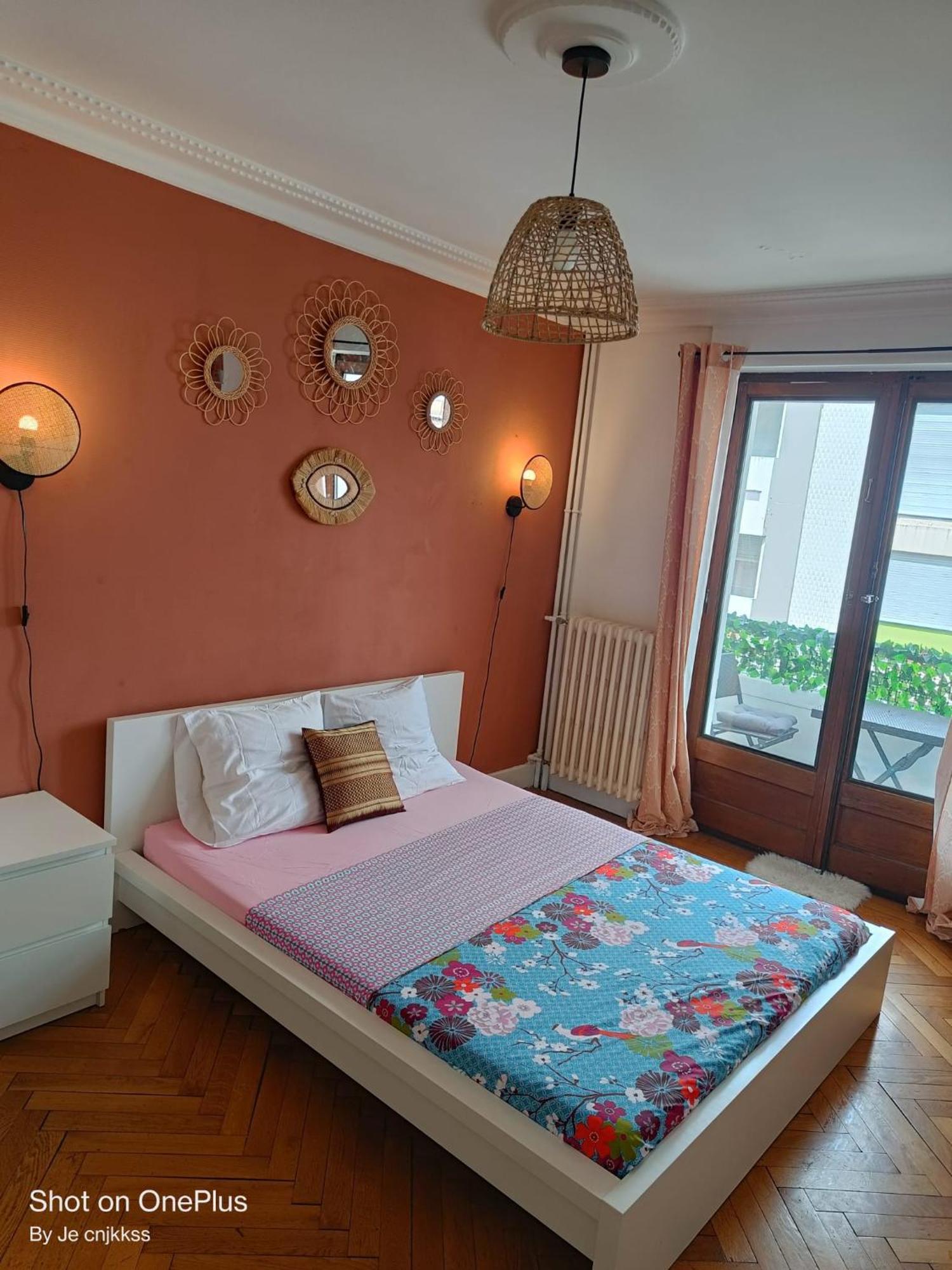 Belle Chambre D'Hote Avec Balcon Prive - 3 Mins Gare Annemasse - Geneve Acces Direct Eksteriør bilde