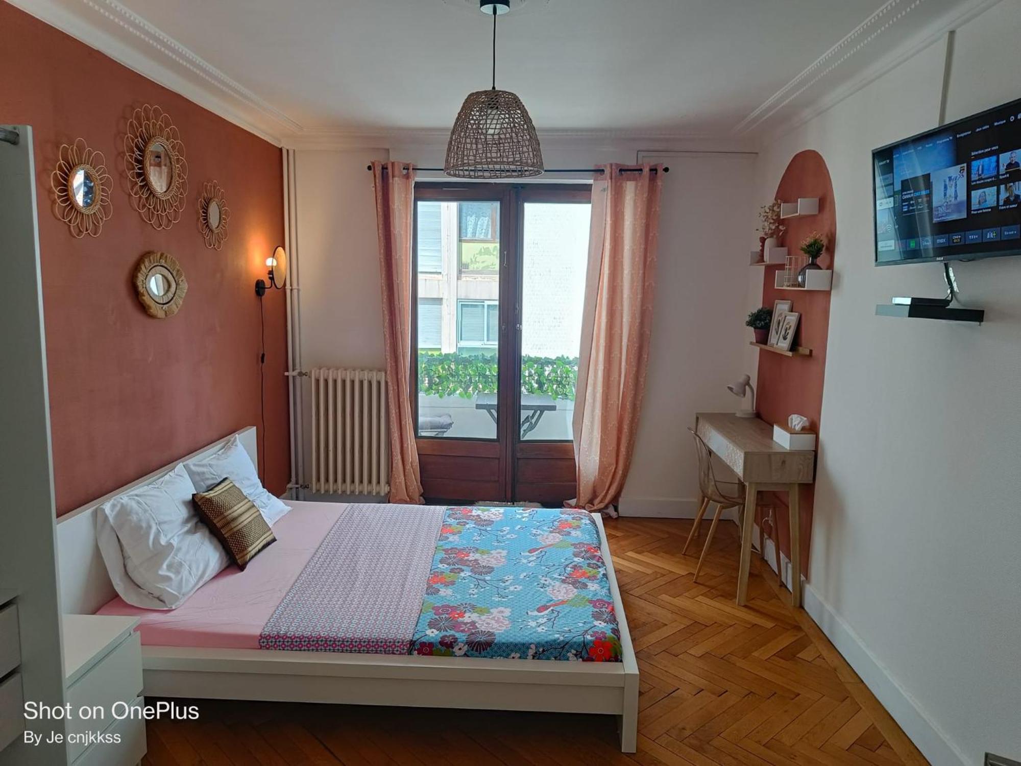 Belle Chambre D'Hote Avec Balcon Prive - 3 Mins Gare Annemasse - Geneve Acces Direct Eksteriør bilde