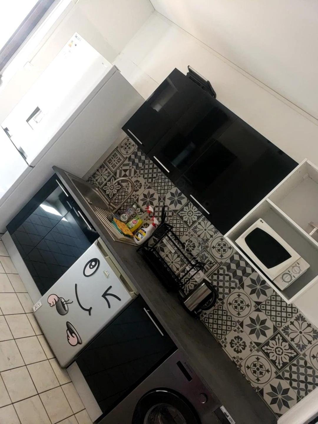 Belle Chambre D'Hote Avec Balcon Prive - 3 Mins Gare Annemasse - Geneve Acces Direct Eksteriør bilde