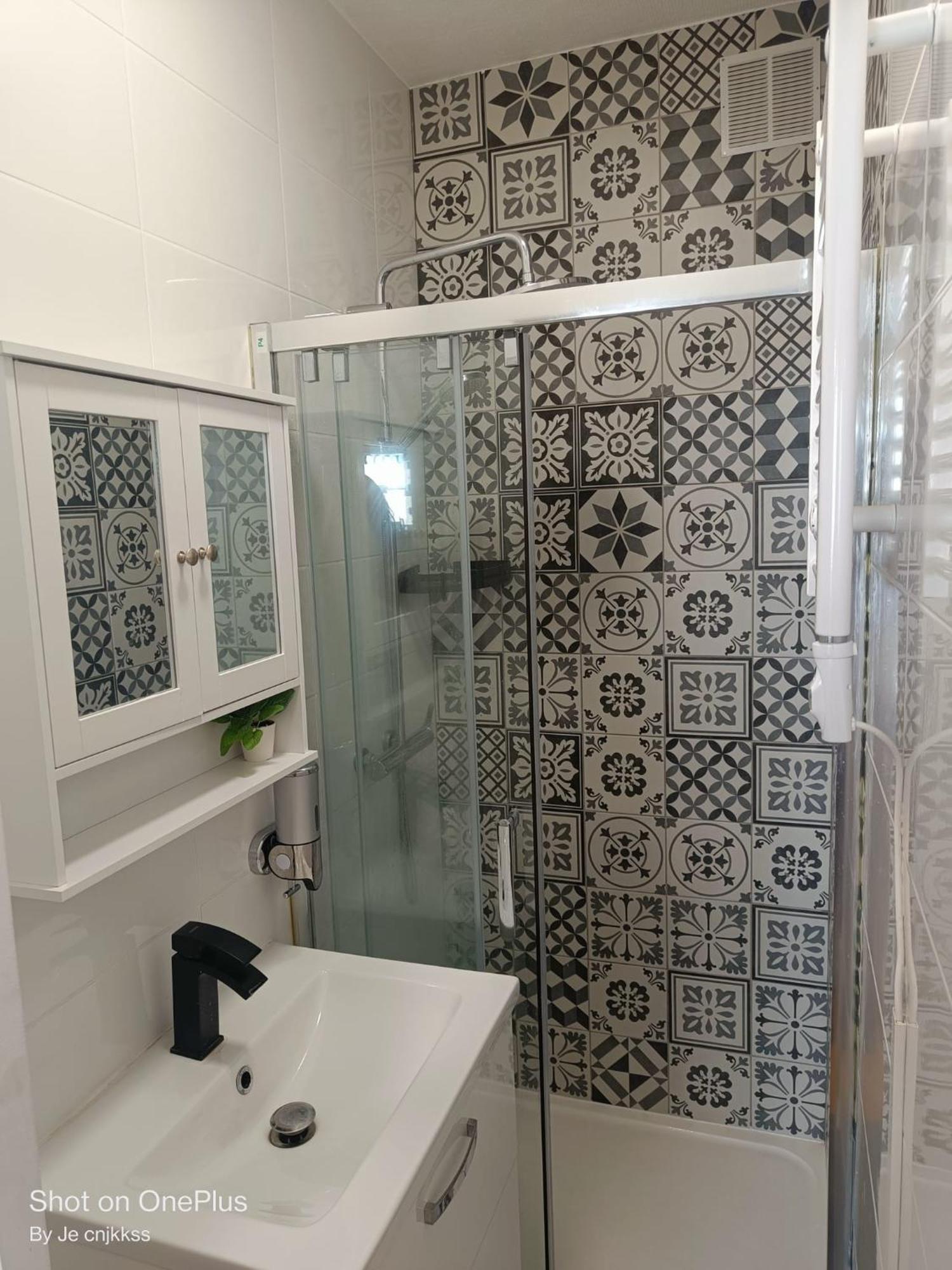 Belle Chambre D'Hote Avec Balcon Prive - 3 Mins Gare Annemasse - Geneve Acces Direct Eksteriør bilde